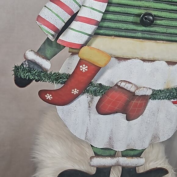 Vintage Metal Snowman Stand Decor - Picture 4 of 7